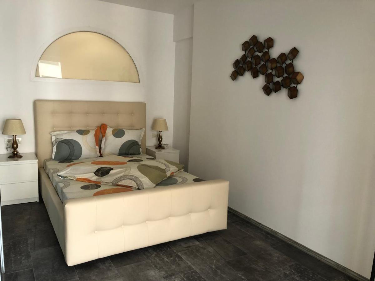 Luxury Westpark 2 Residence Lake View W6 Bucarest Exterior foto